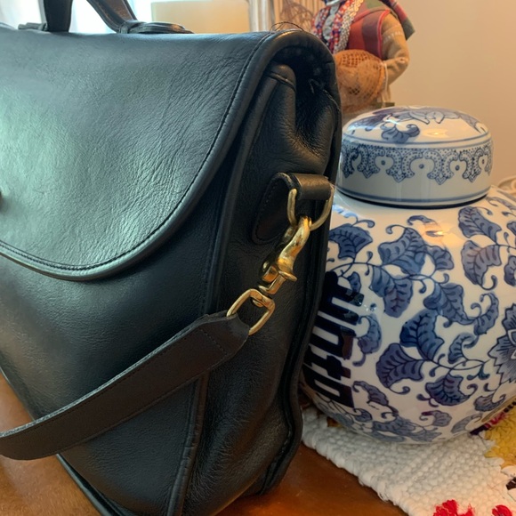 Final Sale - Coach Black Shoulder Bag with Structured Design (As-is) No Tag - Picture 2 of 9